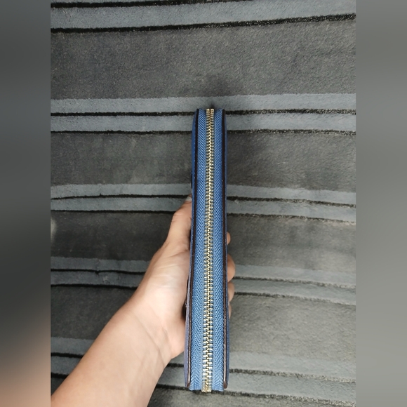 Coach wallet - Picture 2 of 6